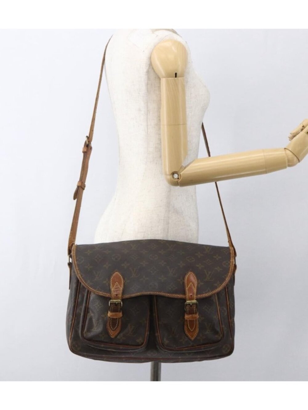 LOUIS VUITTON Monogram Sac Bazas Japon Shoulder Bag M99013 - Picture 16 of 16
